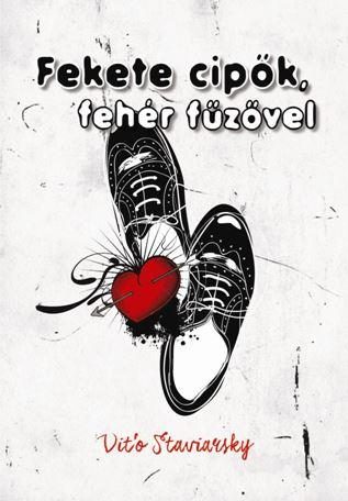 FEKETE CIPŐK FEHÉR FŰZŐVEL