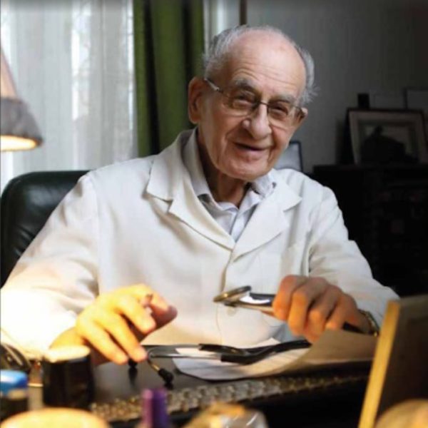 EGY SZÁZÉVES HÁZIORVOS VISSZATEKINT