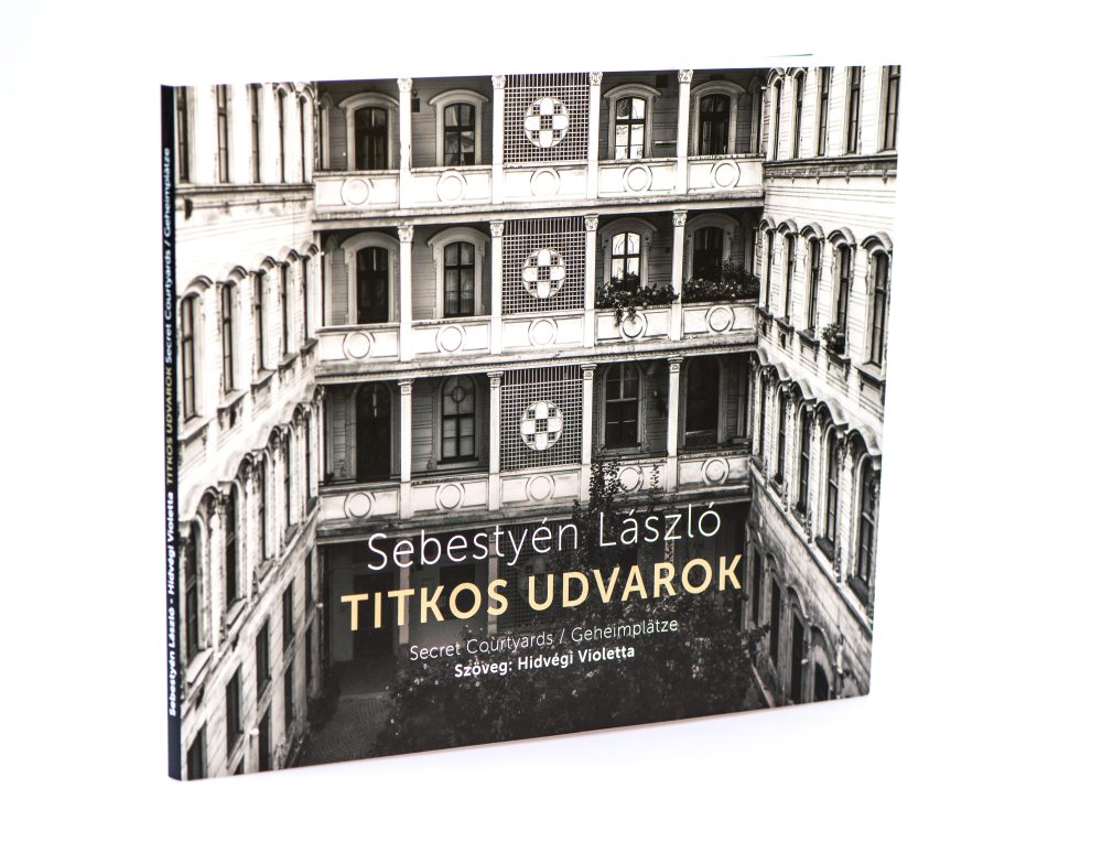 TITKOS UDVAROK