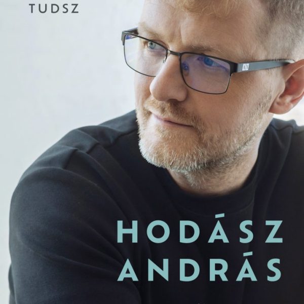 URAM, TE MINDENT TUDSZ: EGY PAP TÖRTÉNETE AZ EGYHÁZRÓL, POLITIKÁRÓL ÉS A HIT MEG